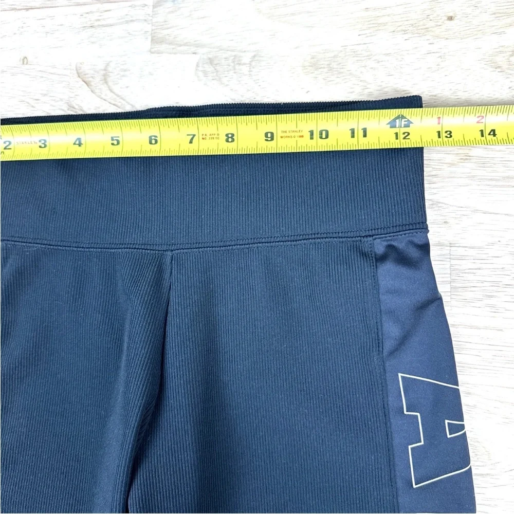 NIKE AIR Shorts Womens Small Black Poly Stretch Tight Athletic Fit DB3826-010